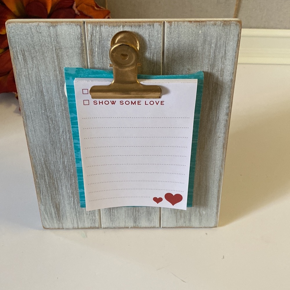 Note Board - Note Pad Storage - Picture 7 of 9